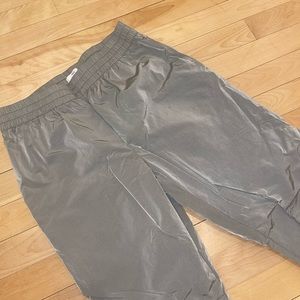 Aritzia TNA Joggers